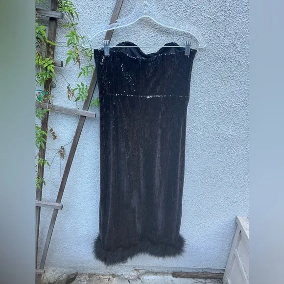 NBD Kalindi Midi Dress in Black Sequin & Feather Trim Size Medium - Picture 8 of 10